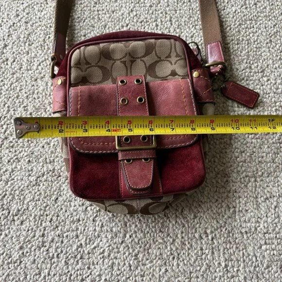 Coach Soho Crossbody Burgundy Suede Classic C Y2K Bag Hang Tag RARE Vintage - Picture 13 of 14